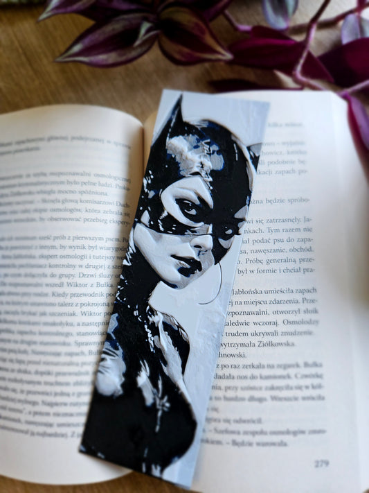 Catwoman 3D Printed Bookmark – Batman Movie-Inspired Design