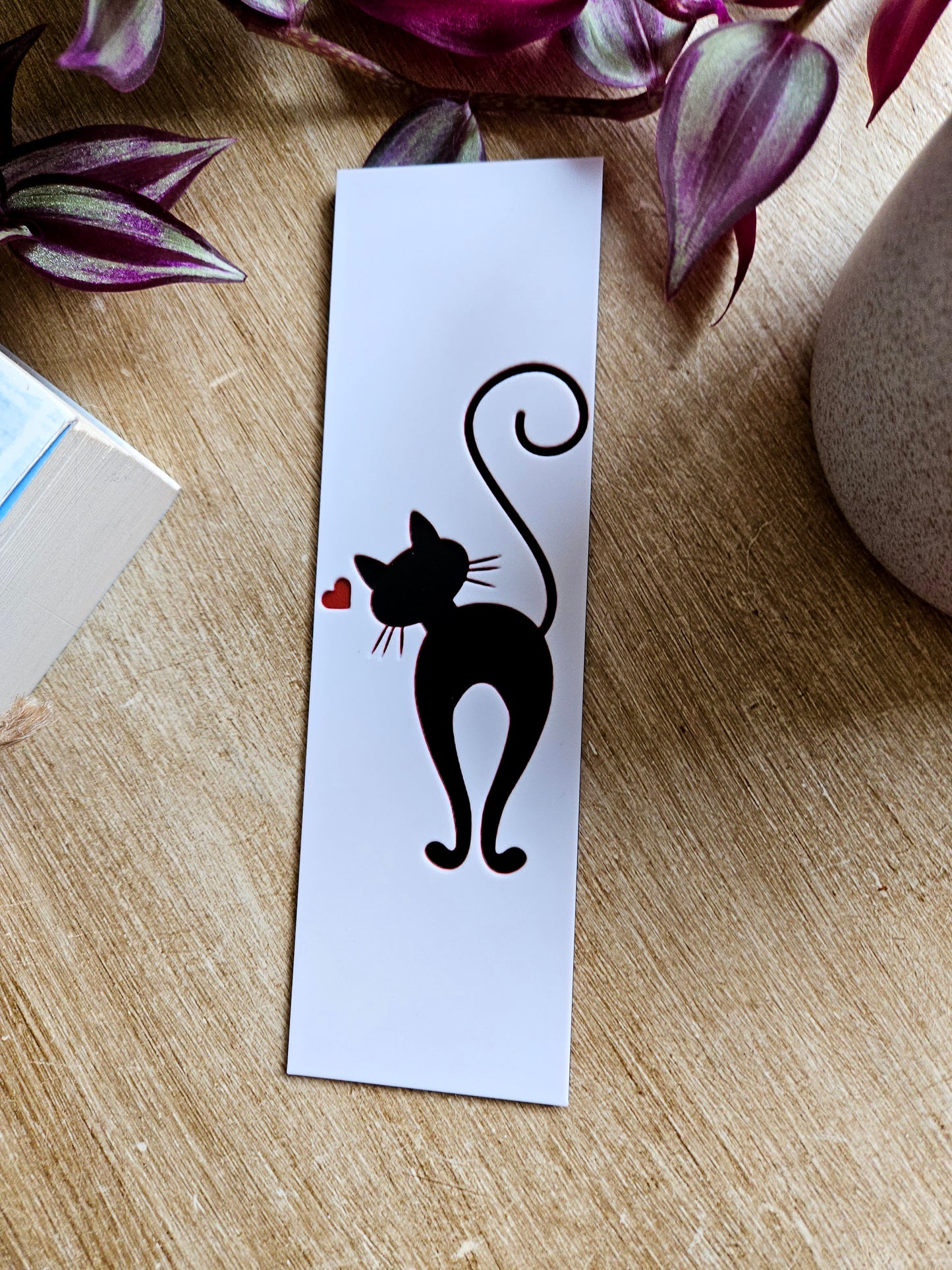 Elegant Cat 3D Printed Bookmark – Minimalist Design