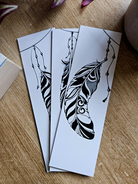 Set of 3 Boho Feather 3D Printed Bookmarks in Black & White | Perfect for Nature & Art Lovers