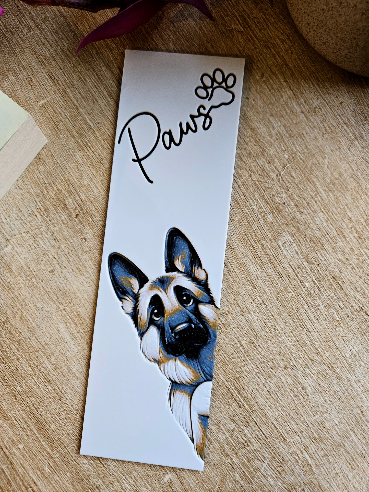 German Shepherd Paws 3D Printed Bookmark – Elegant Dog Design